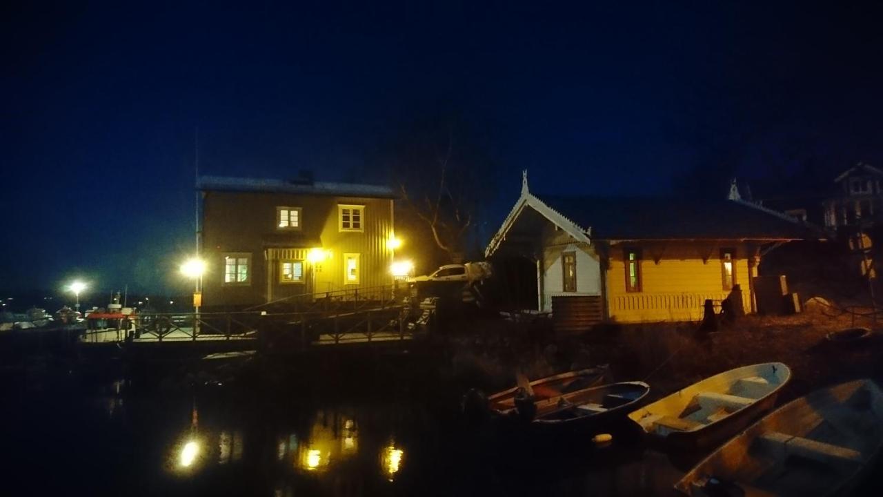 Vandrarhemmet Lotsen Dalarö Eksteriør bilde
